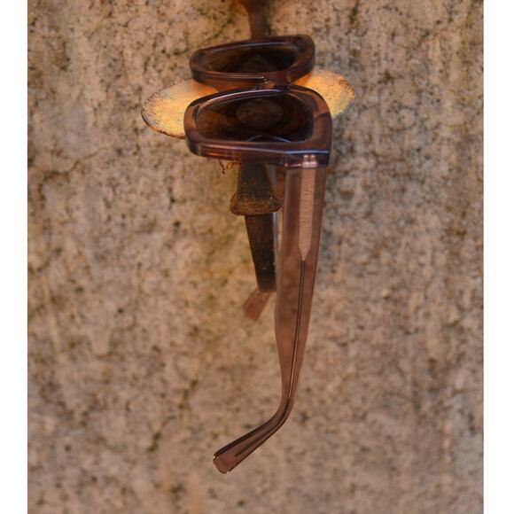 DIFF Oversized Square Gradient Sunglasses with Case – Brown - Picture 2 of 5